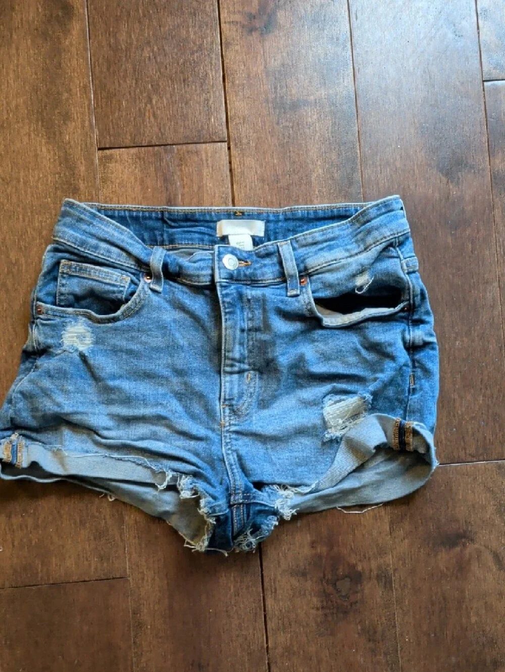 H&M Light Blue Distressed Denim Cutoff Shorts‎